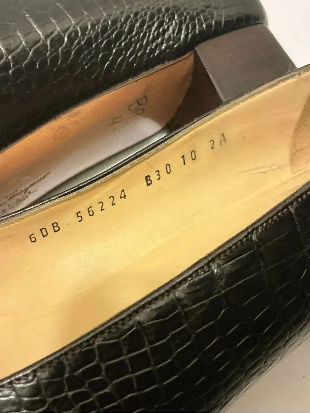 Salvatore Ferragamo Women's dark brown Croc-Embossed Leather Flats 10AA